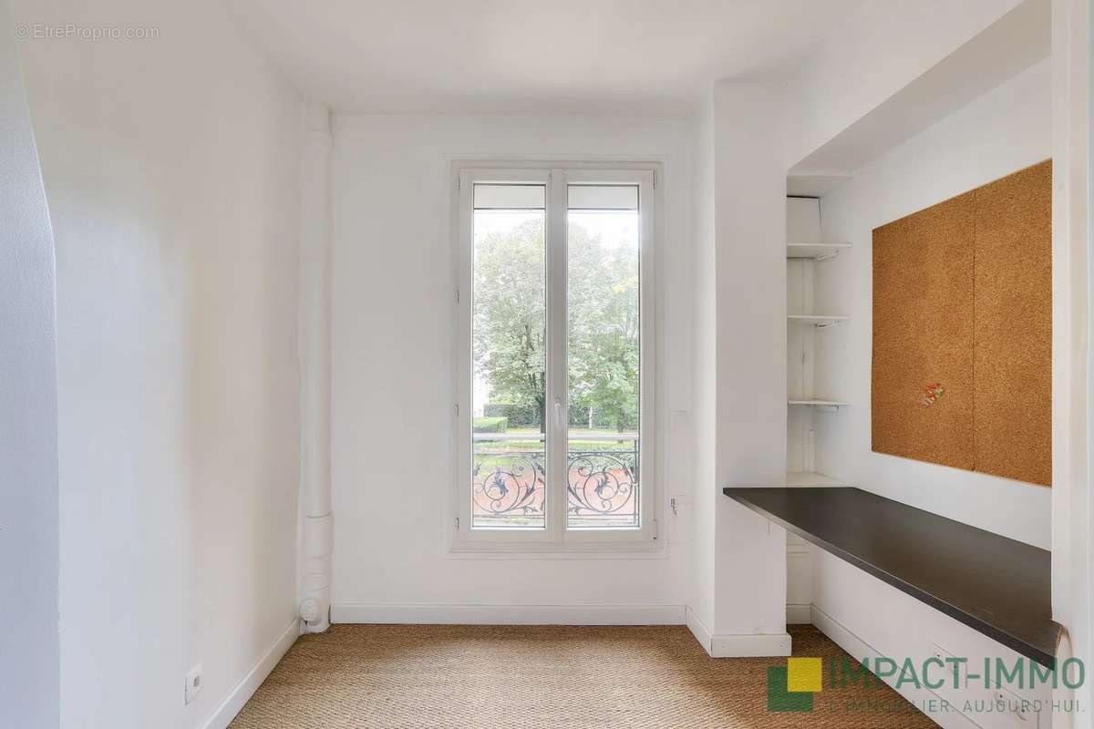 Appartement à COURBEVOIE