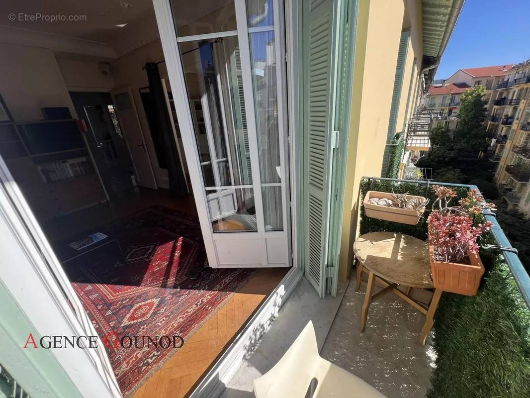 Appartement à NICE