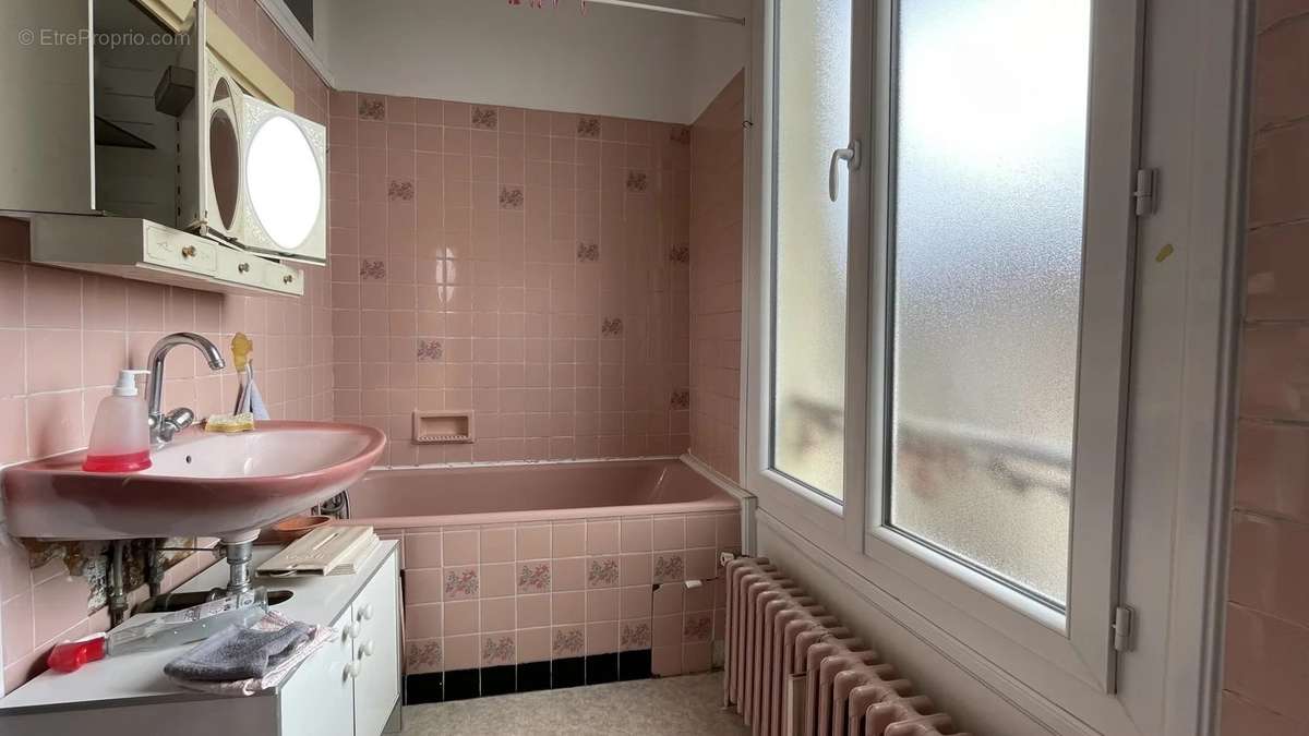 Appartement à LE RAINCY