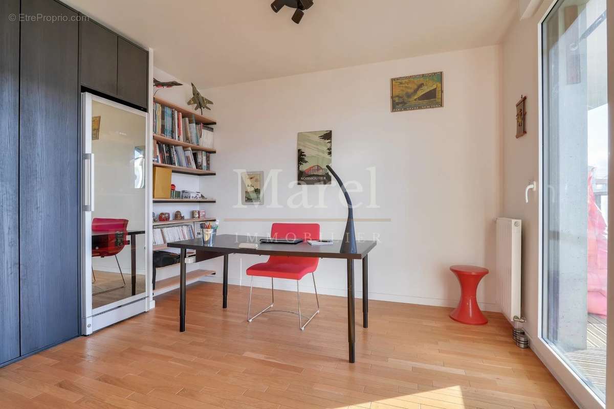 Appartement à COLOMBES