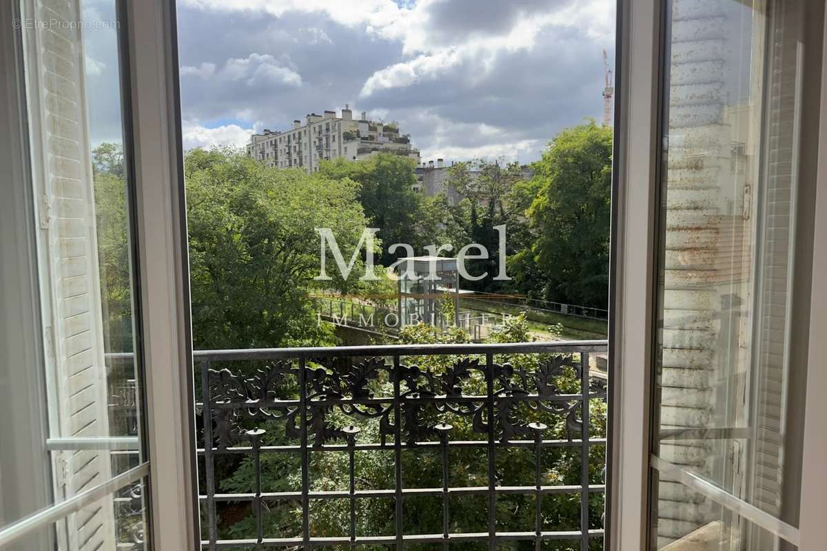 Appartement à PARIS-15E