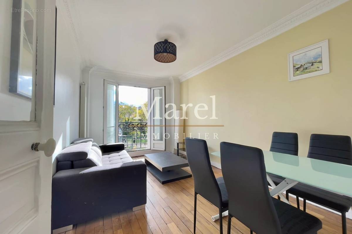 Appartement à PARIS-15E