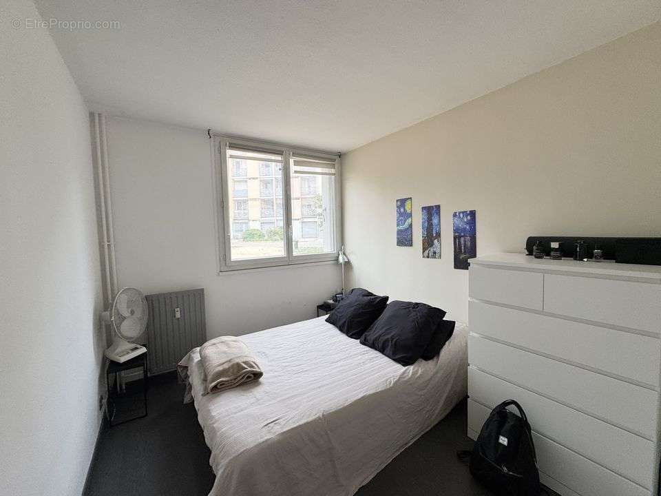 T3 LA BATARELLE+ BALCON + CAVE + PLACE DE STATIONNEMENT - Appartement à MARSEILLE-13E