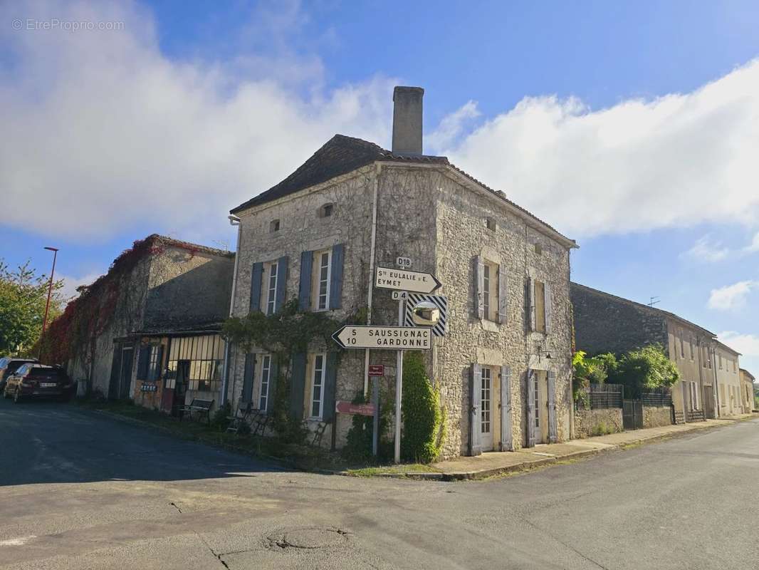 Maison à MONESTIER