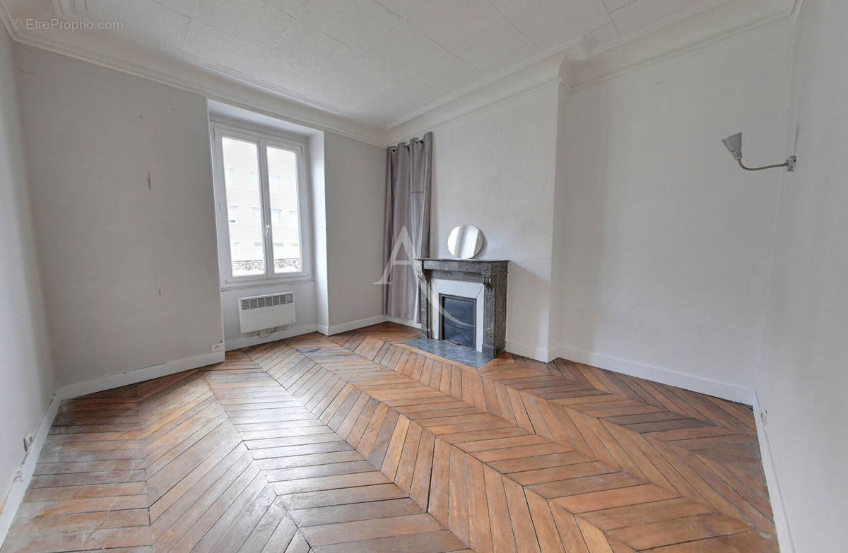 Appartement à NOGENT-SUR-MARNE