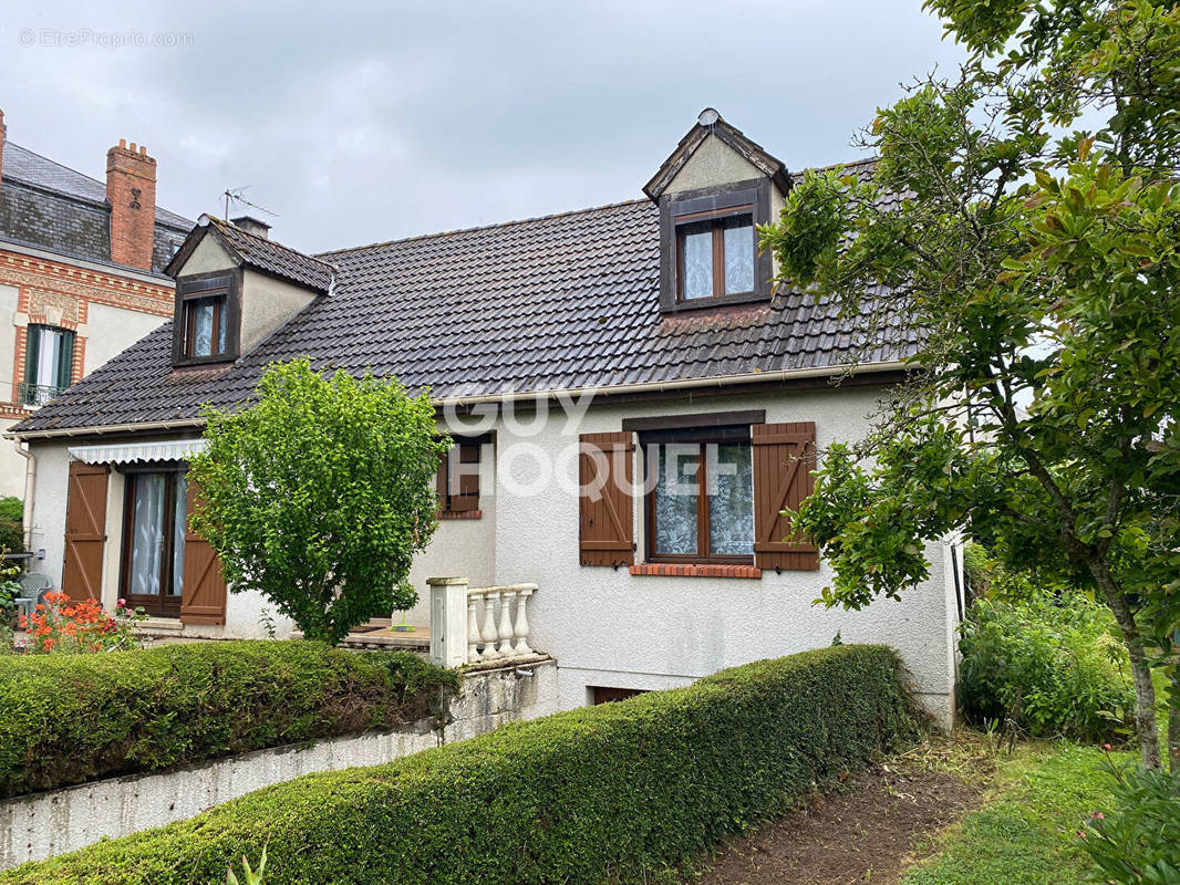 Maison à MILLY-LA-FORET