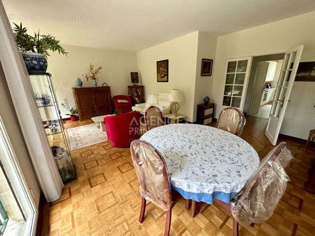 Appartement à MAISONS-LAFFITTE