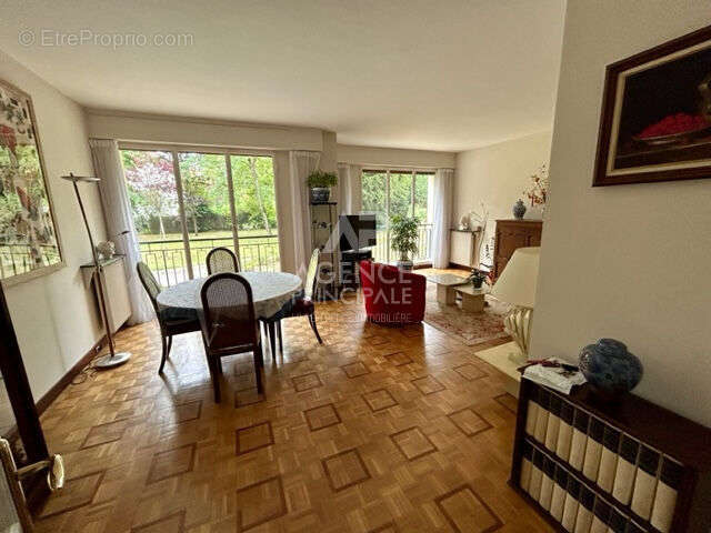 Appartement à MAISONS-LAFFITTE