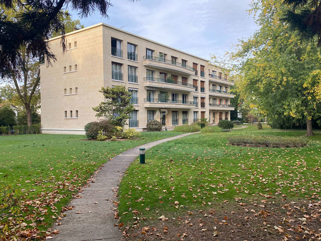 Appartement à MAISONS-LAFFITTE