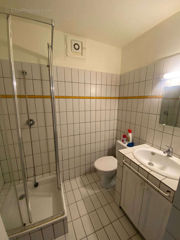 Appartement à MARSEILLE-5E