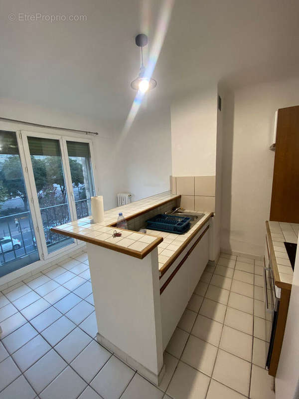 Appartement à MARSEILLE-5E