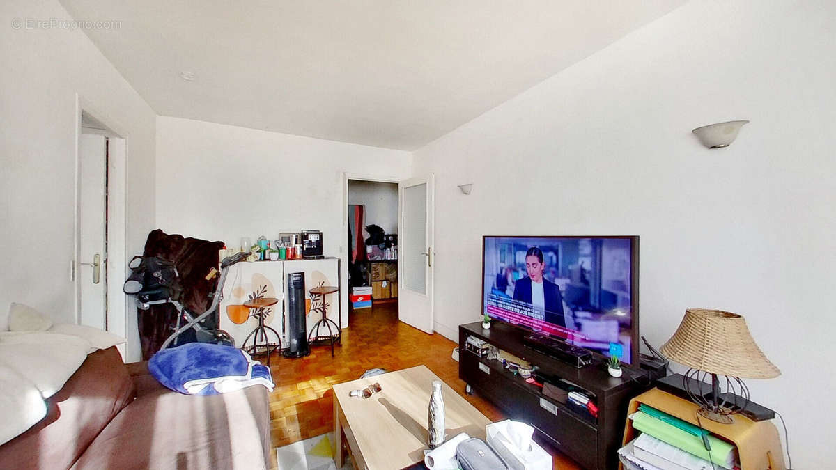 Appartement à PARIS-12E