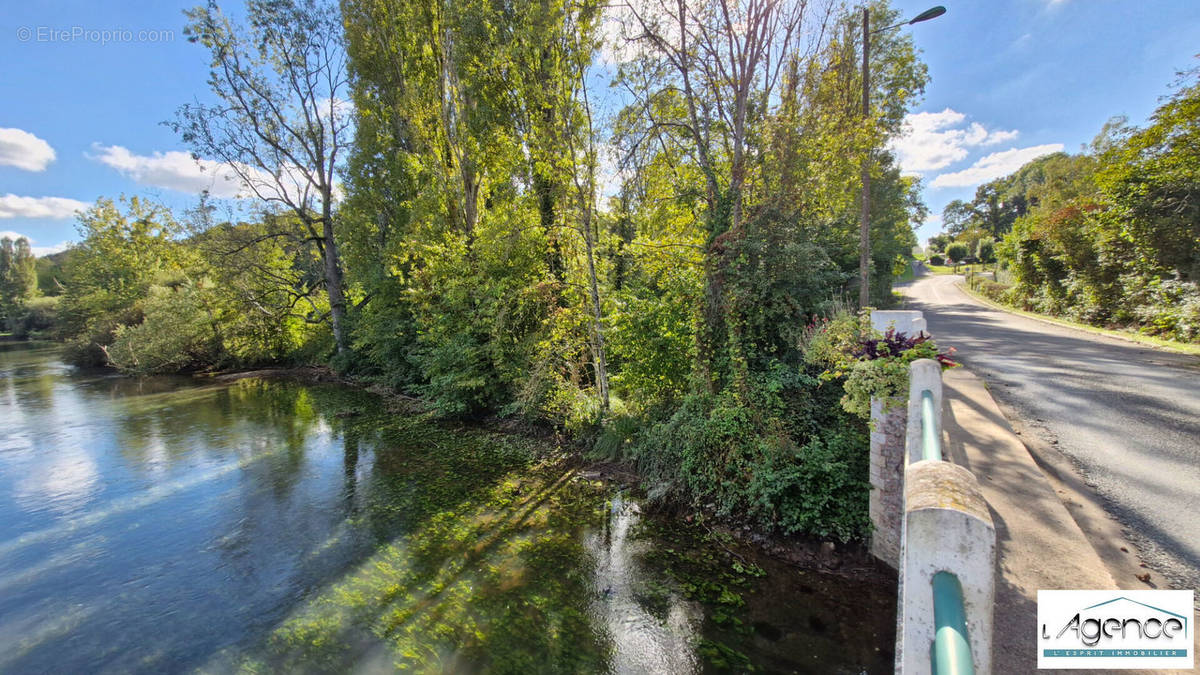 Terrain à CLOYES-SUR-LE-LOIR