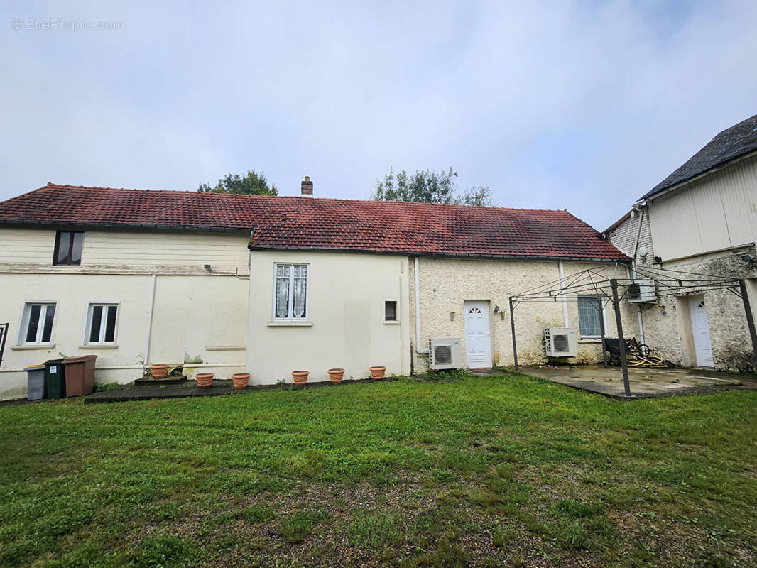 Maison à AUCHY-LA-MONTAGNE