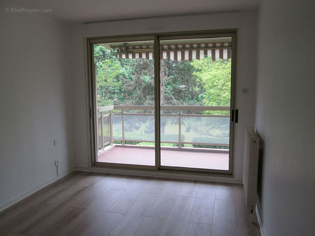 Appartement à SAINTE-FOY-LES-LYON