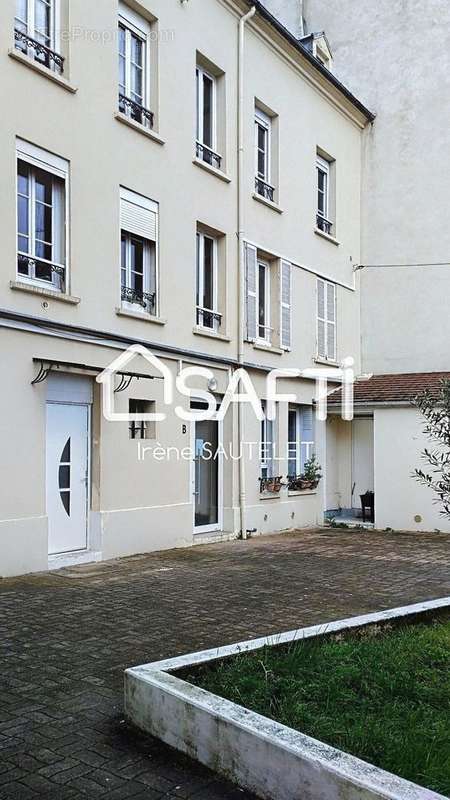 Photo 3 - Appartement à SAINT-MAUR-DES-FOSSES