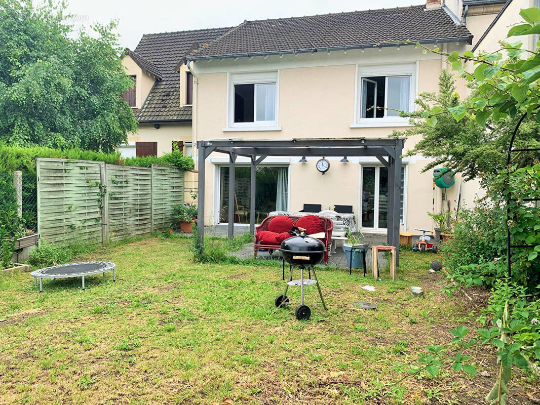 Maison à HOUILLES