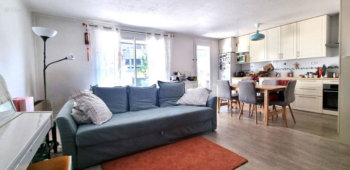 Appartement à HOUILLES