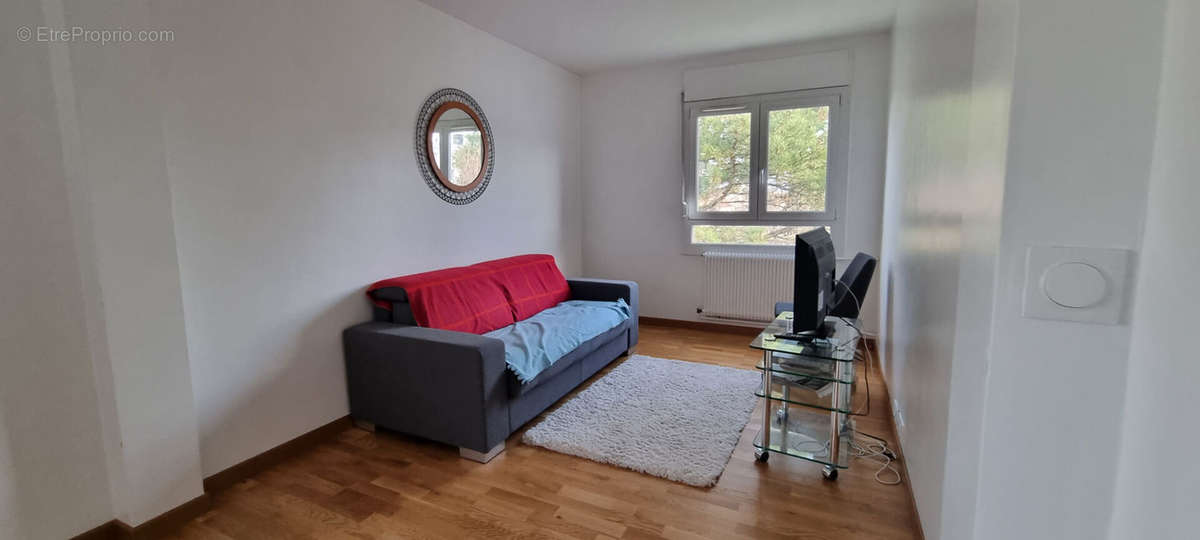 Appartement à HOUILLES