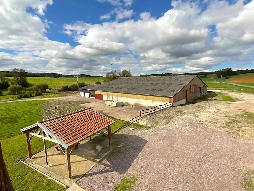 Maison à JASNEY