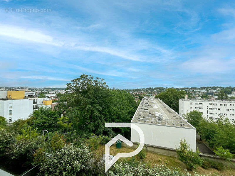 Appartement à BAGNEUX