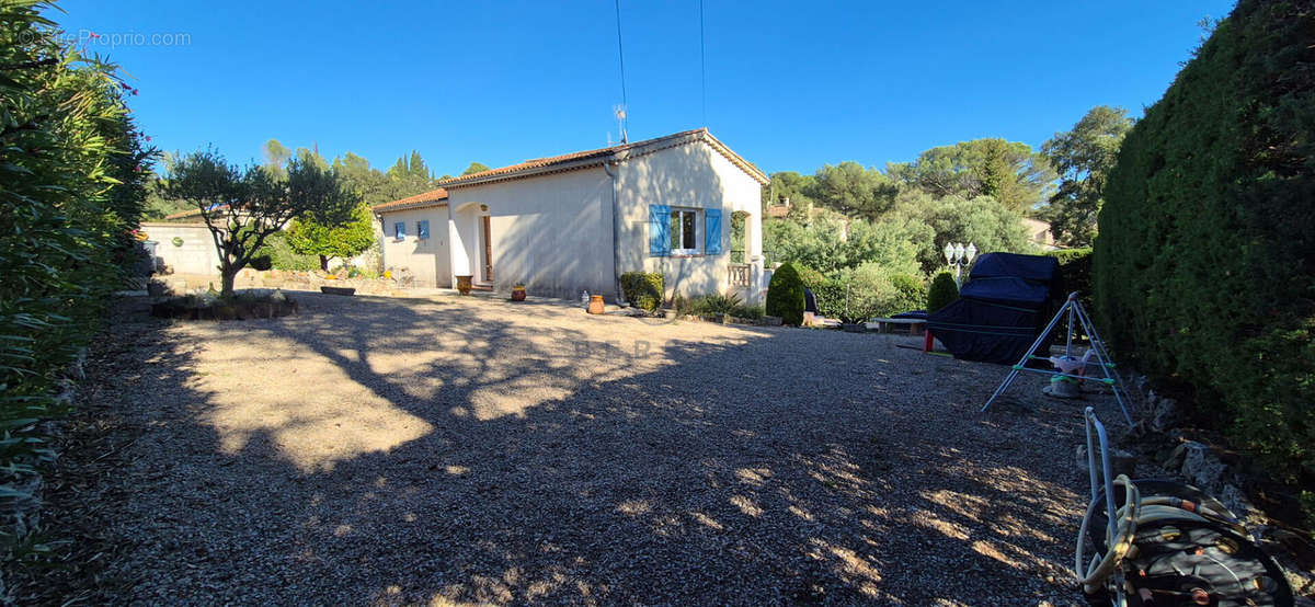 Maison à FREJUS