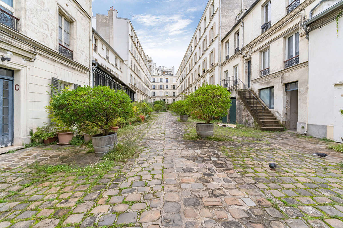 Appartement à PARIS-12E