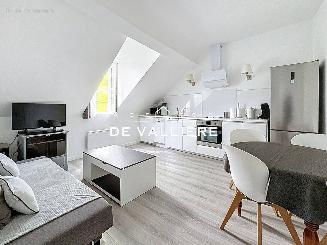 Appartement à RUEIL-MALMAISON