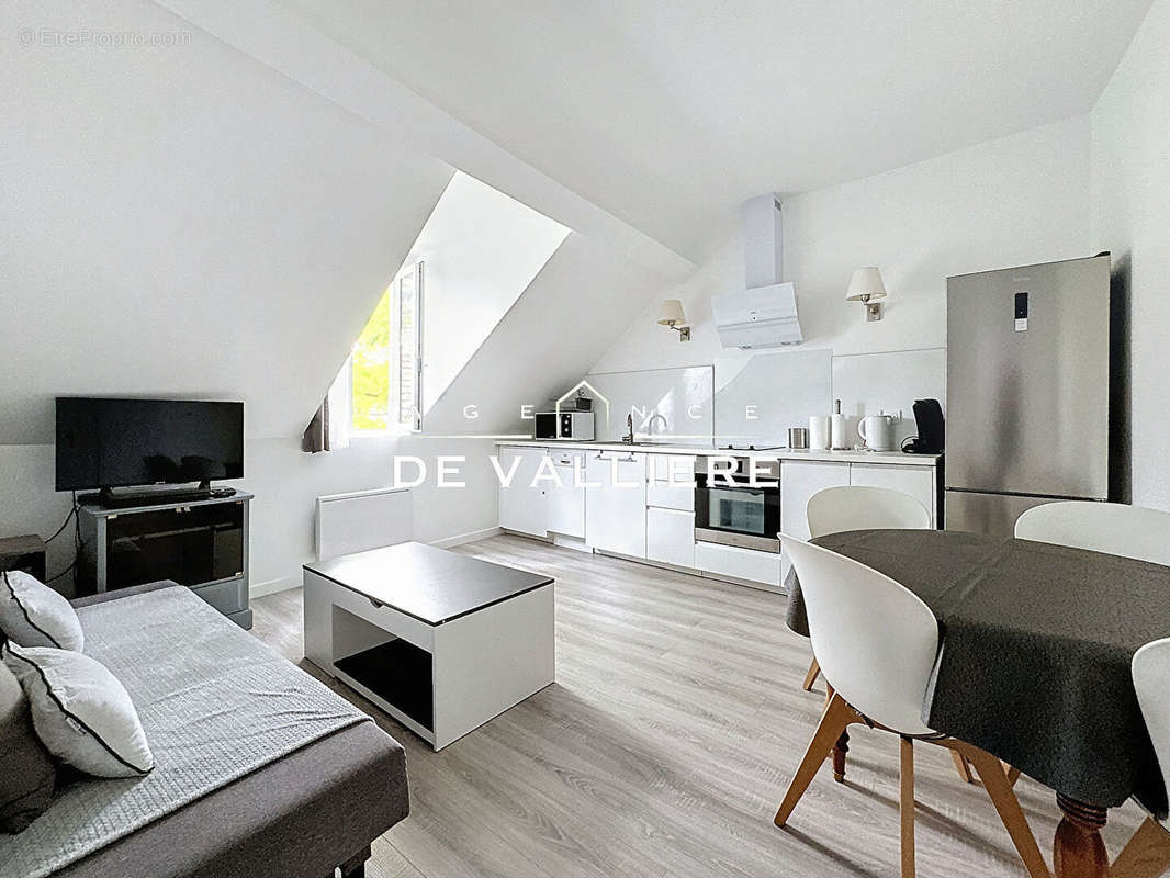 Appartement à RUEIL-MALMAISON