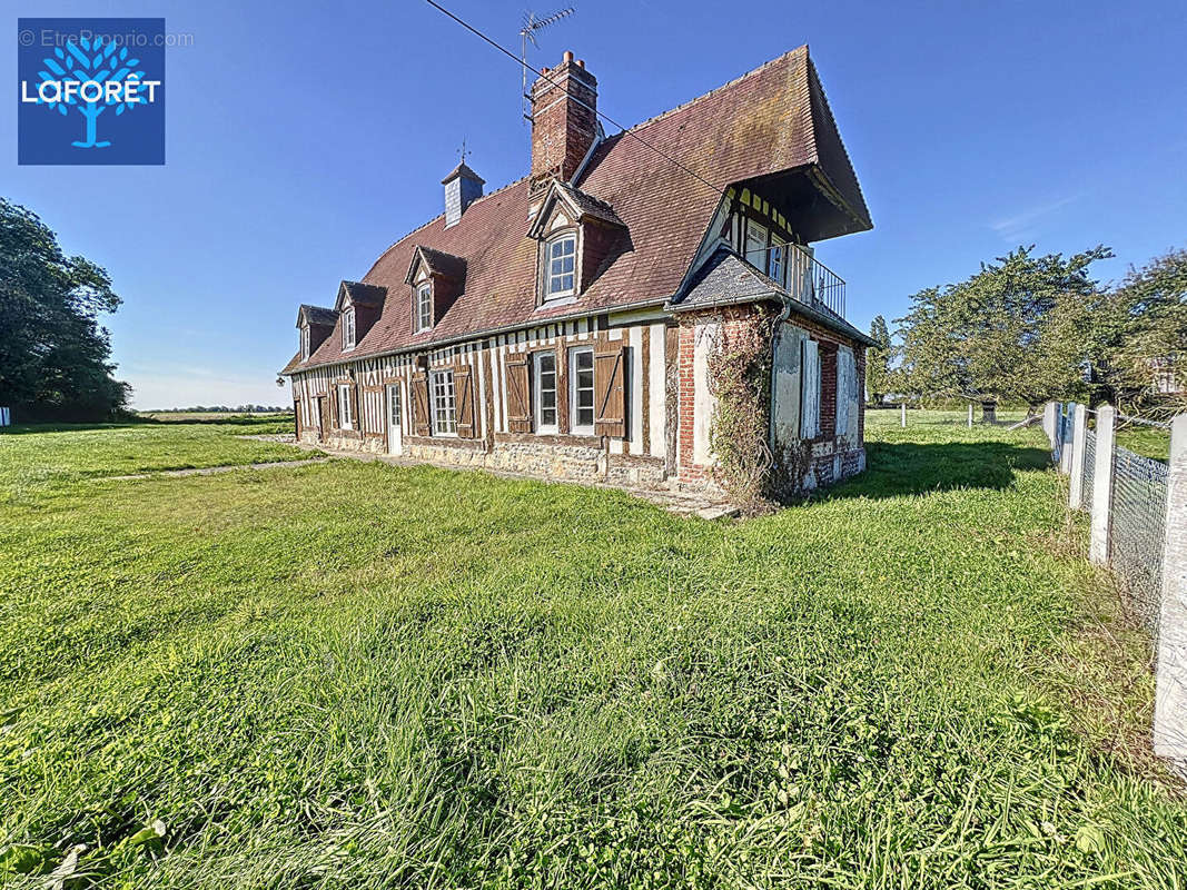 Maison à BERNAY