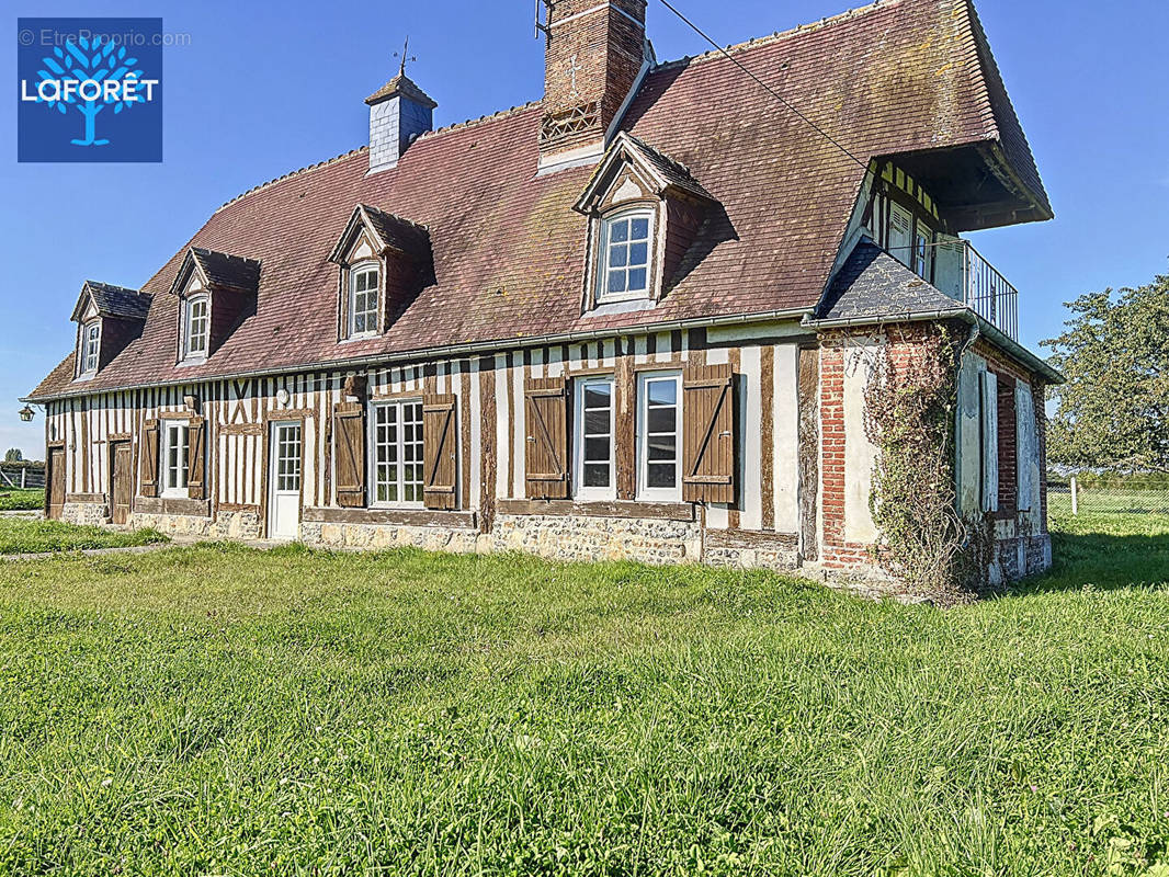 Maison à BERNAY