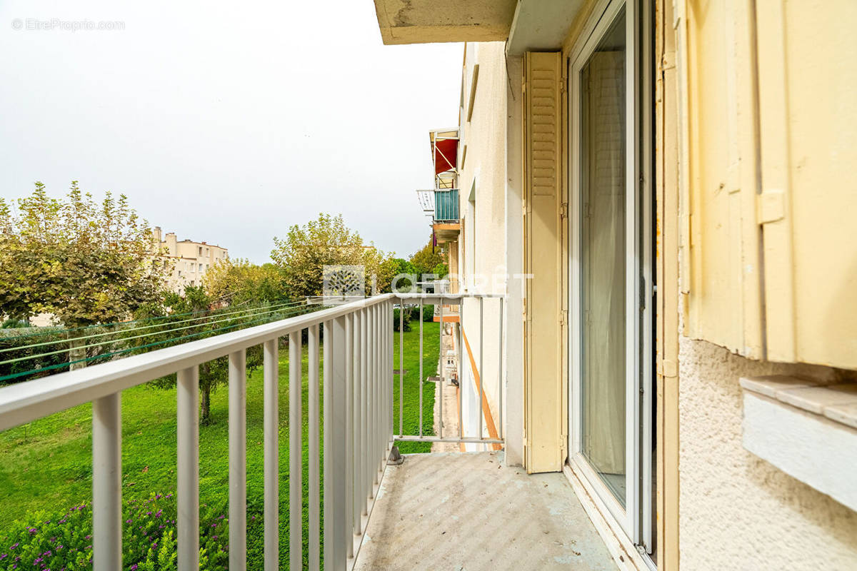 Appartement à MARSEILLE-8E