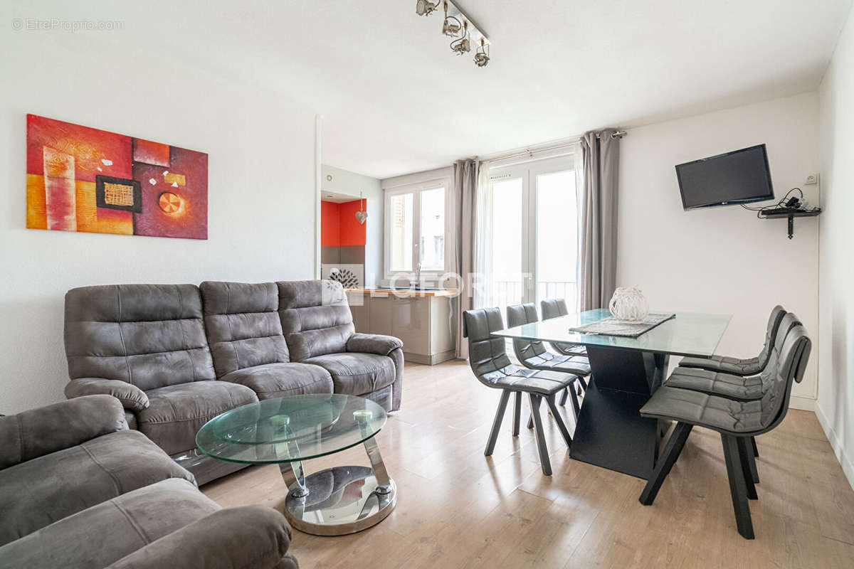 Appartement à MARSEILLE-8E