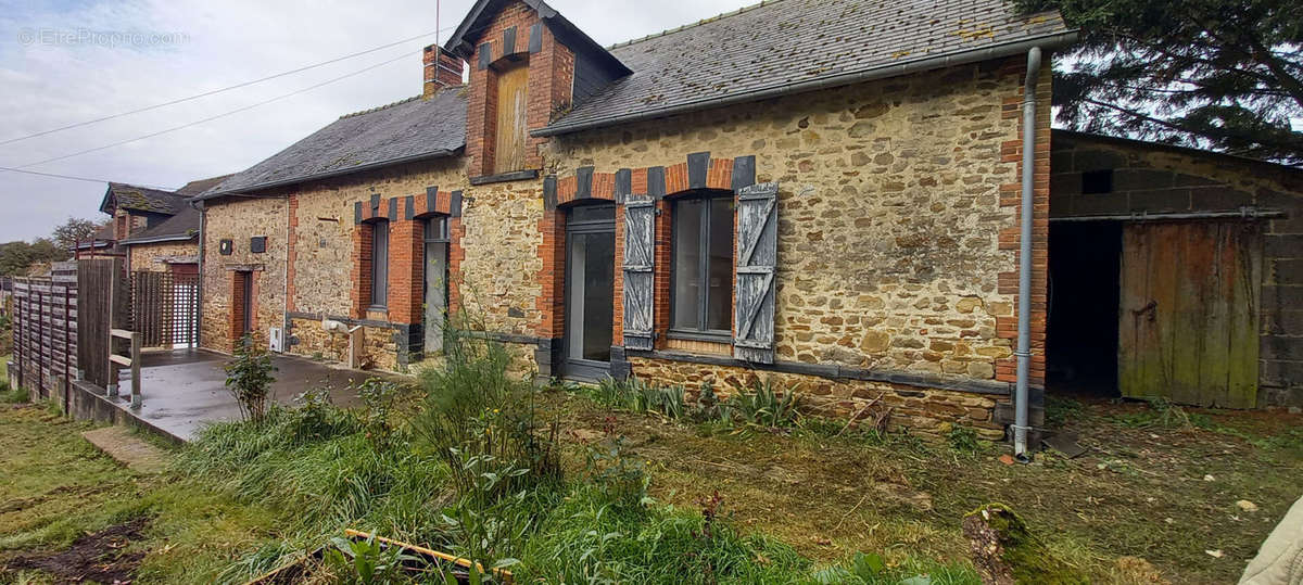 Maison à SAINT-AUBIN-DES-CHATEAUX