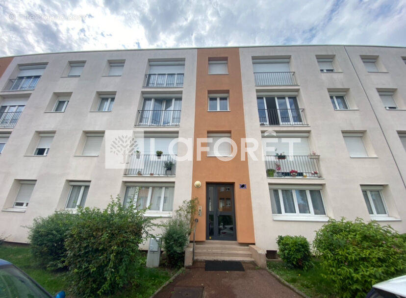 Appartement à ATHIS-MONS