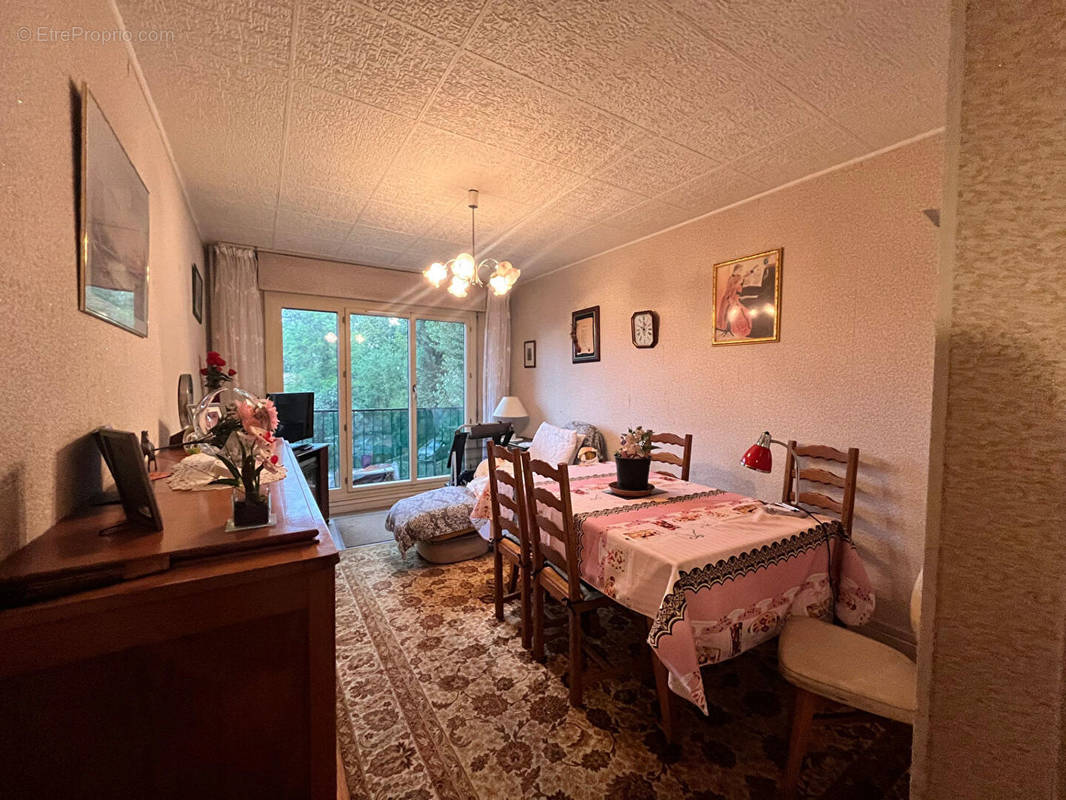 Appartement à RUEIL-MALMAISON