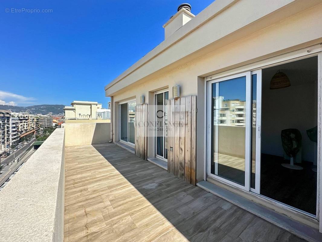 Appartement à NICE