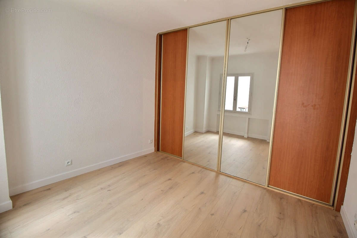 Appartement à SAINT-CYPRIEN