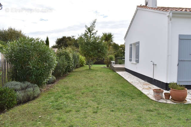 Maison à LA BREE-LES-BAINS