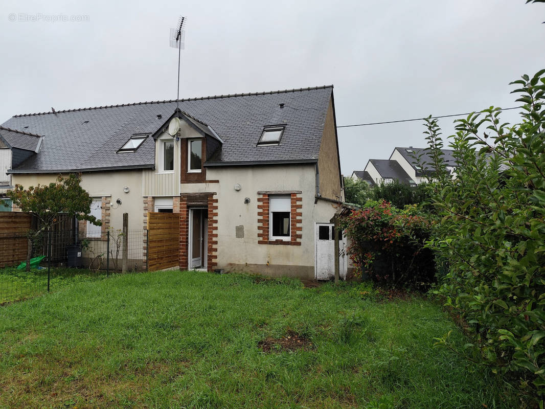 Maison à SABLE-SUR-SARTHE