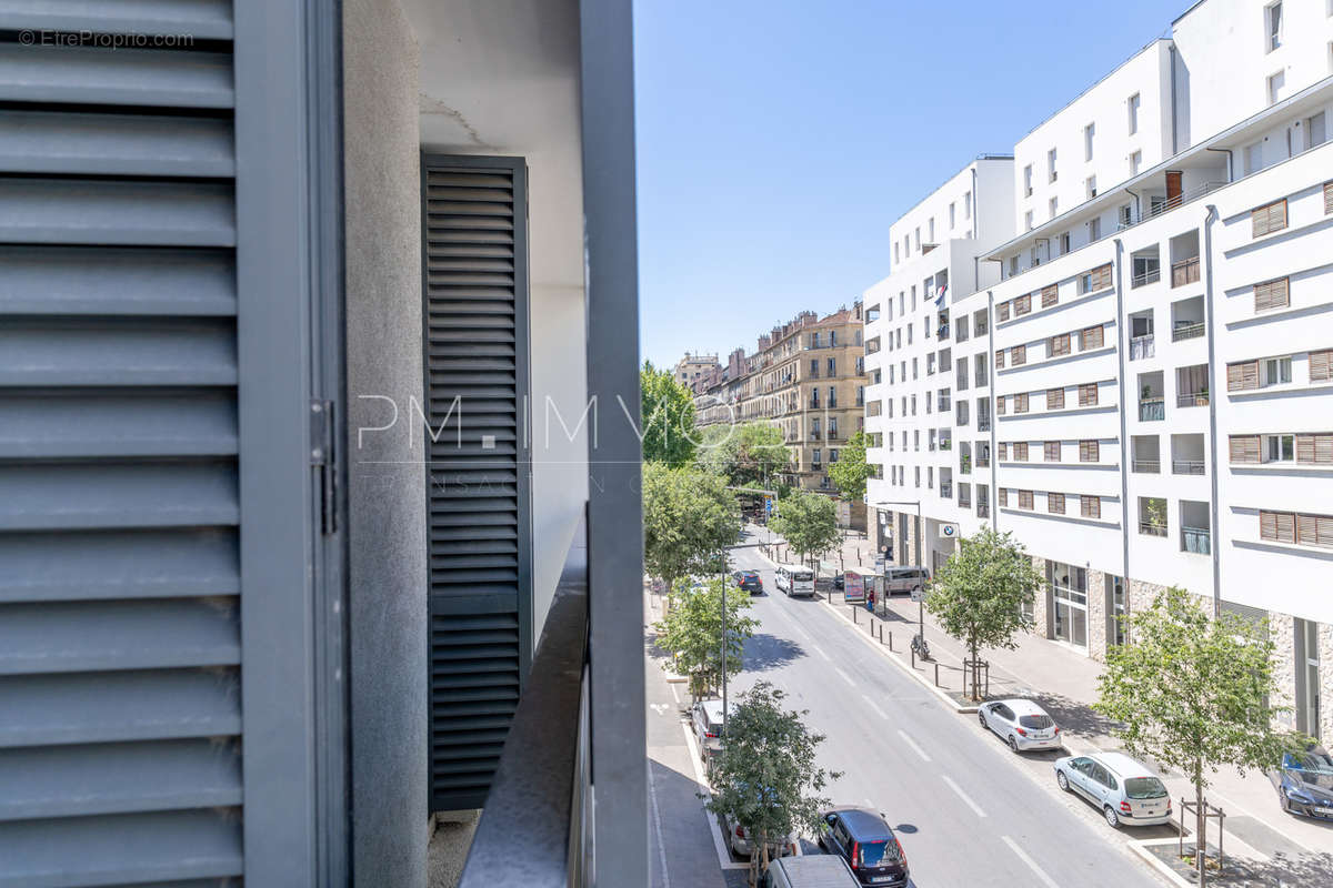 Appartement à MARSEILLE-2E