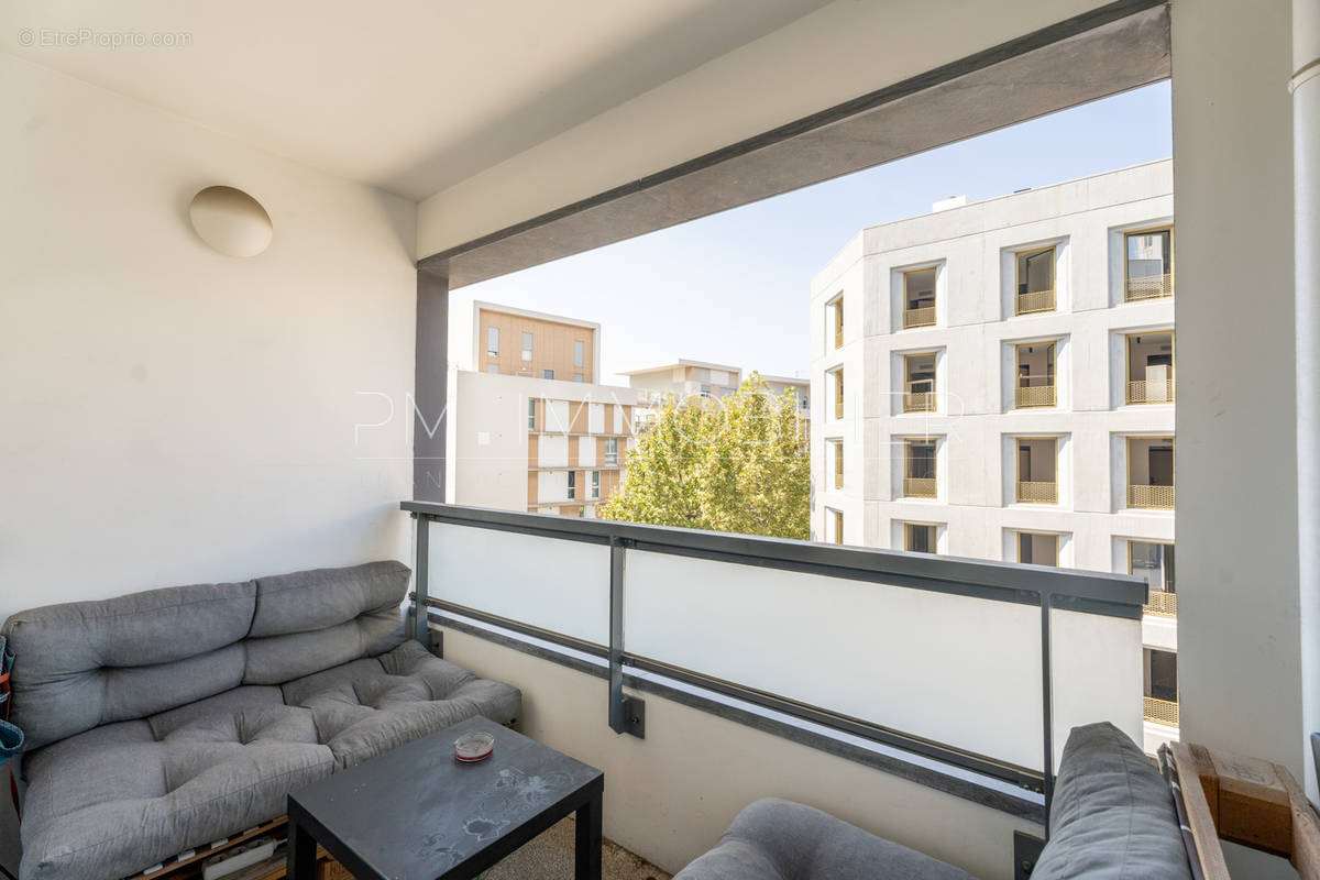 Appartement à MARSEILLE-2E