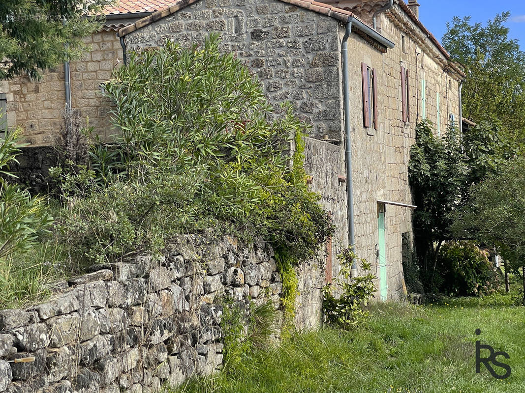 Appartement à SANILHAC