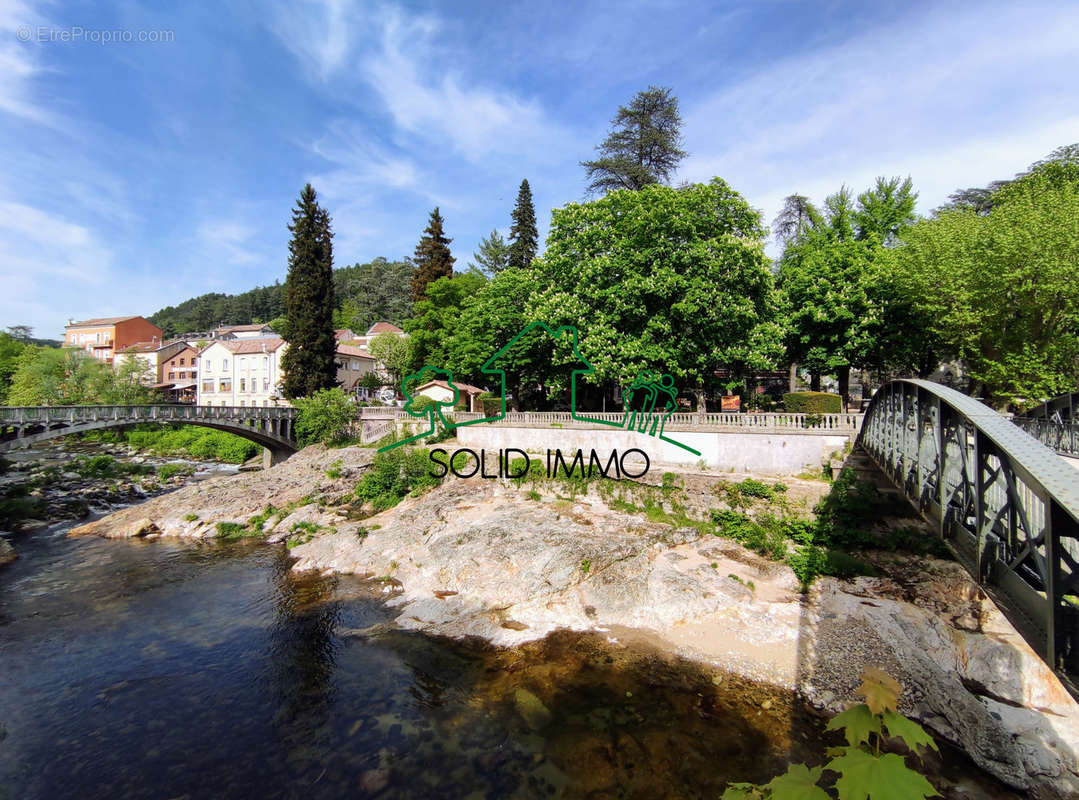 Appartement à VALS-LES-BAINS