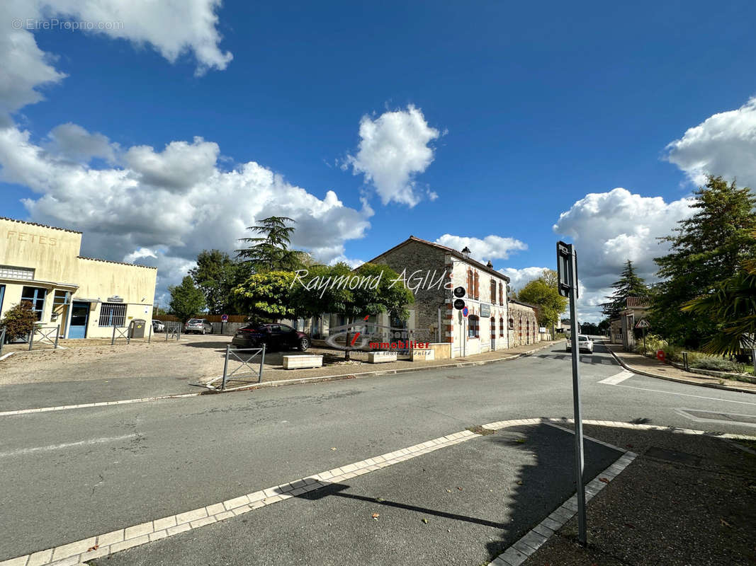 Autre à SAINT-MARTIN-DE-GURSON