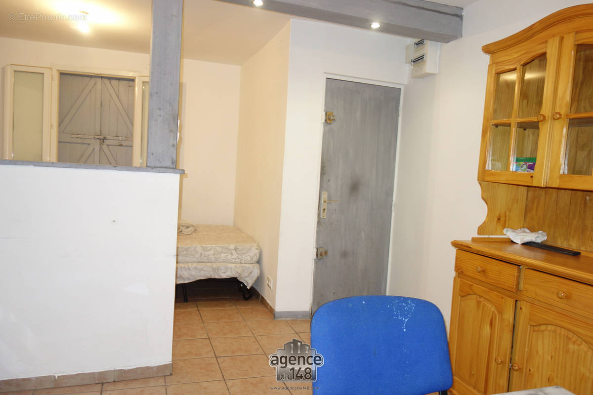 Appartement à MARSEILLE-3E