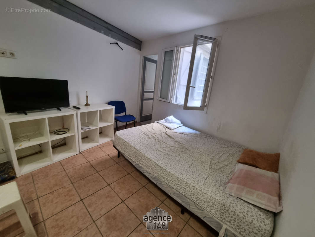 Appartement à MARSEILLE-3E