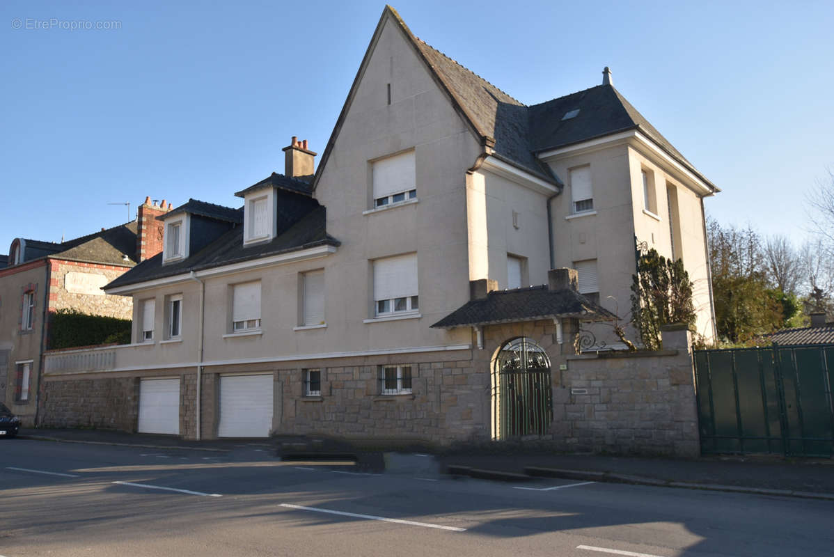 Maison à SAINT-MEEN-LE-GRAND