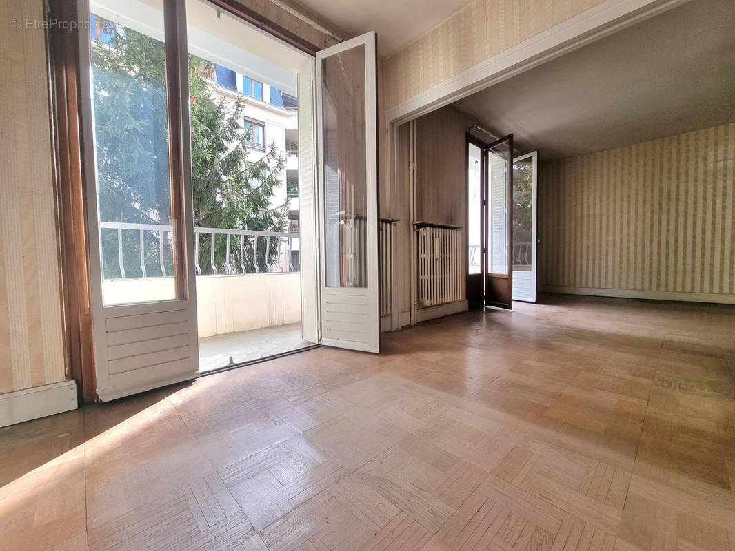 Appartement à LYON-6E