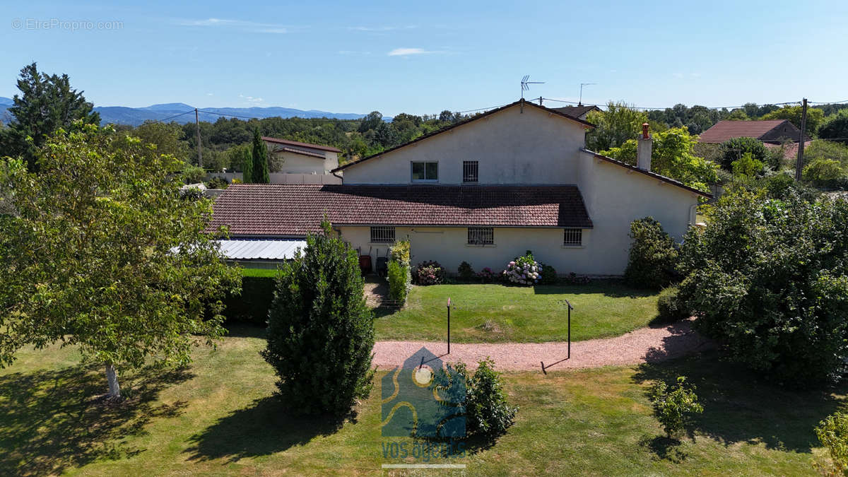 Maison à SAINT-SYLVESTRE-PRAGOULIN